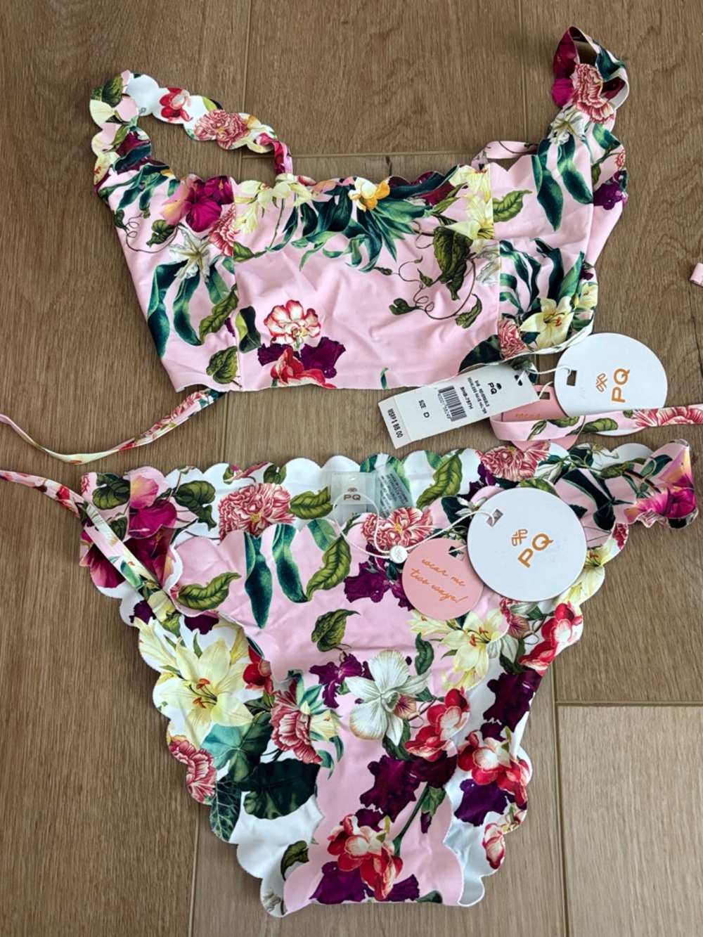NWT Pilyq Reversible Pink Floral Scallop Bikini Set